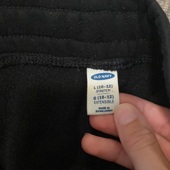 old navy black toe up sweats size L (10-12) (kids sizing) - Picture 3 of 4